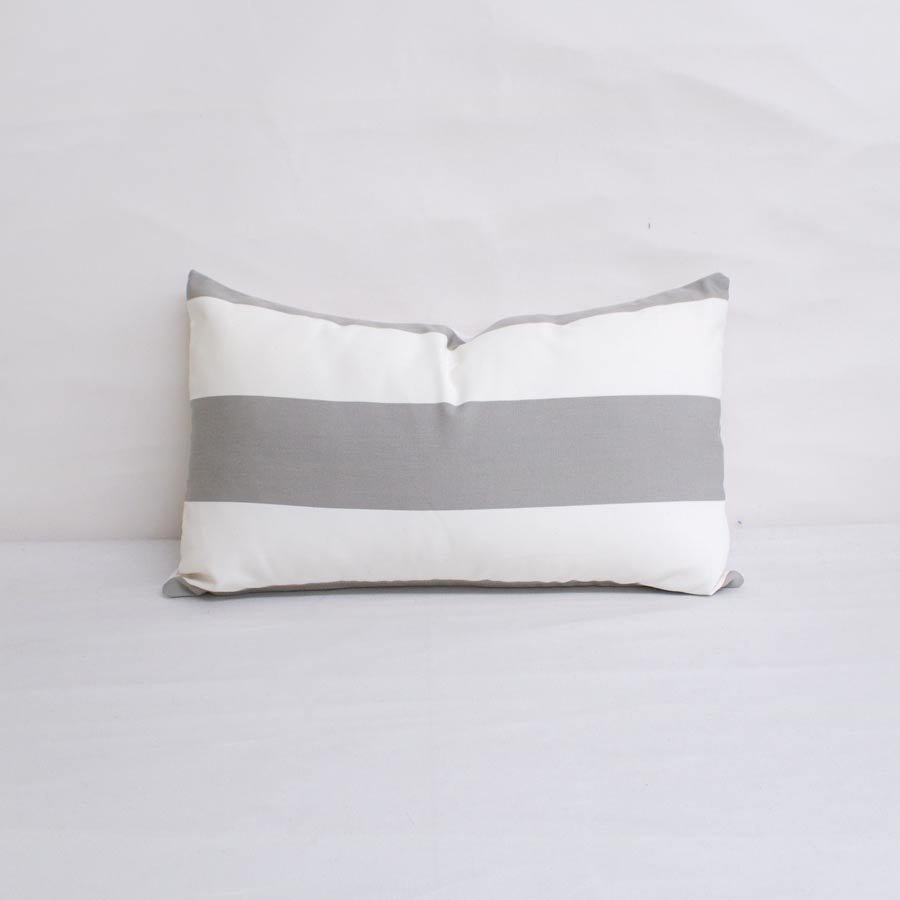 Outdura Bistro Platinum 7047 Modern Textures Collection - Reversible Upholstery Fabric Outdura Bistro Platinum 7047 Modern Textures Collection - Reversible Upholstery Fabric