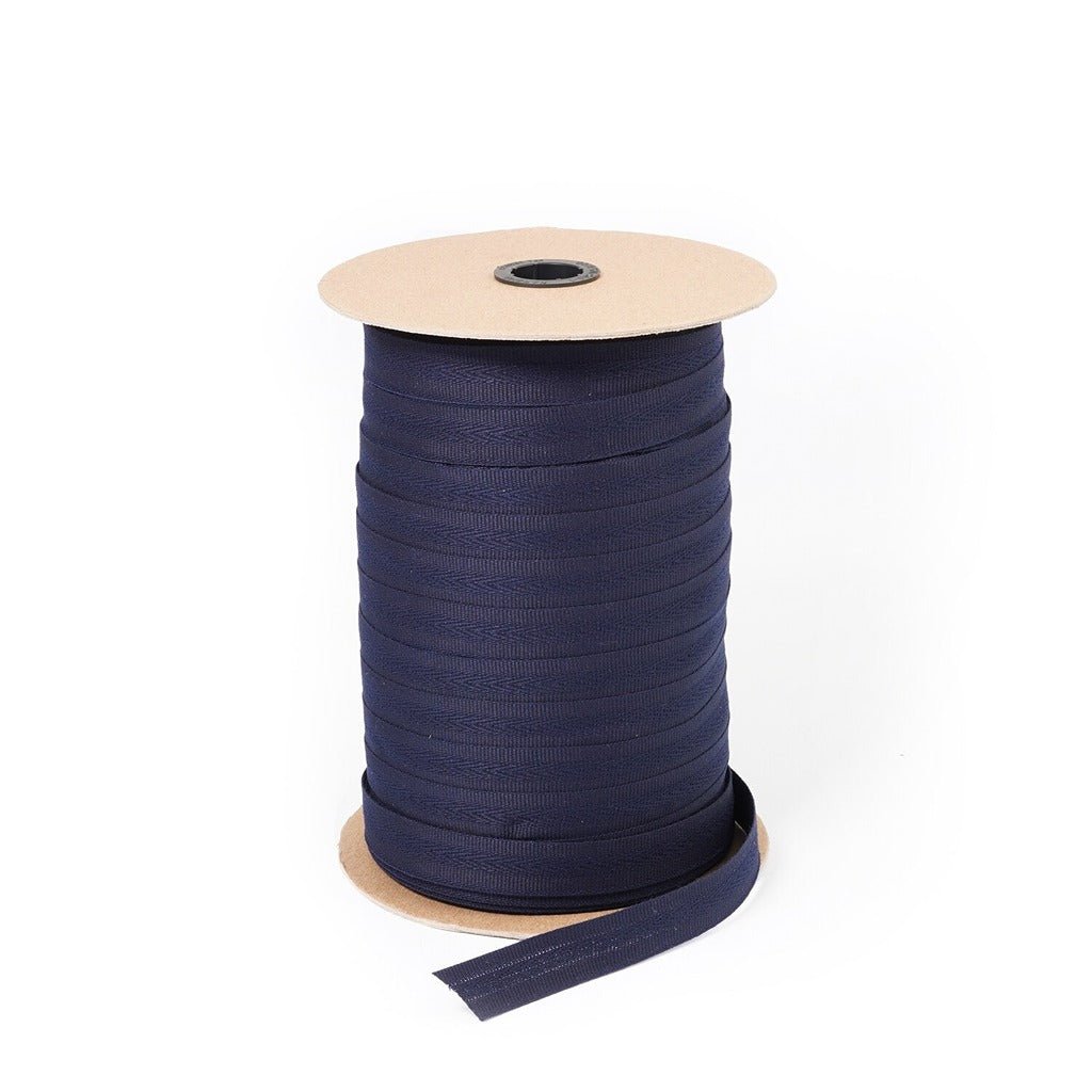 Sunbrella Centerfold Marine Binding 7/8 inch x 200 yards 1810 Navy Sunbrella Centerfold Marine Binding 7/8 inch x 200 yards 1810 Navy