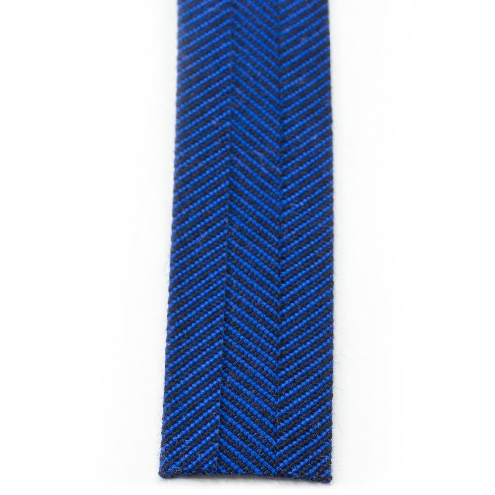 Sunbrella Marine Binding 2ET Bias Cut 3/4 inch x 100 yards 4617 Royal Blue Tweed Sunbrella Marine Binding 2ET Bias Cut 3/4 inch x 100 yards 4617 Royal Blue Tweed