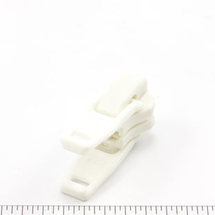 YKK Vislon #10 Plastic Slider 10VFTX AutoLok Double Pull White