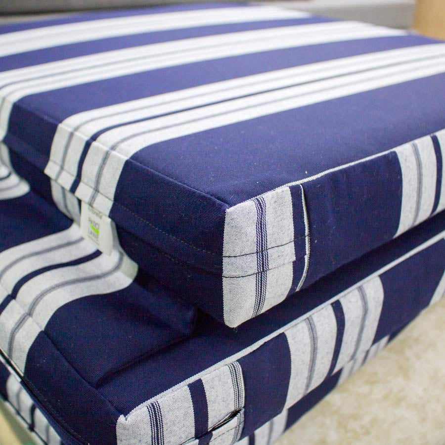 Sunbrella Captain Navy Natural Classic 4902-0000 46-Inch Stripes Awning / Shade Fabric