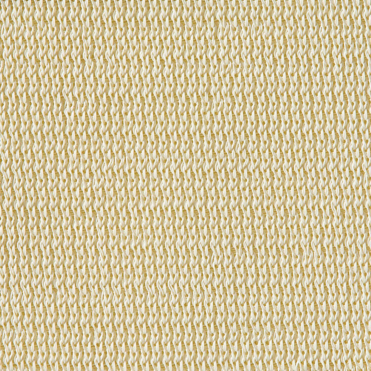 Sample of Commercial 95 Heavy 430 Natural 484347 118-inch Shade / Mesh Fabric